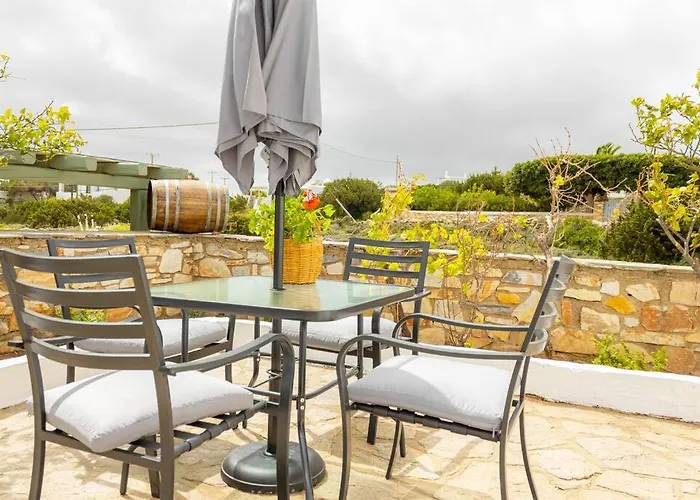 Martha's Filoxenia Drios