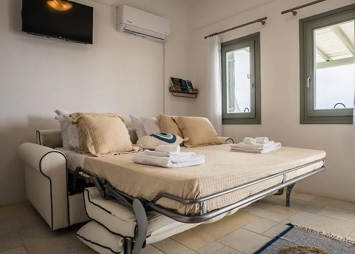 Martha's Filoxenia * Drios